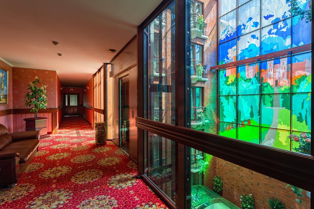 London Hotel