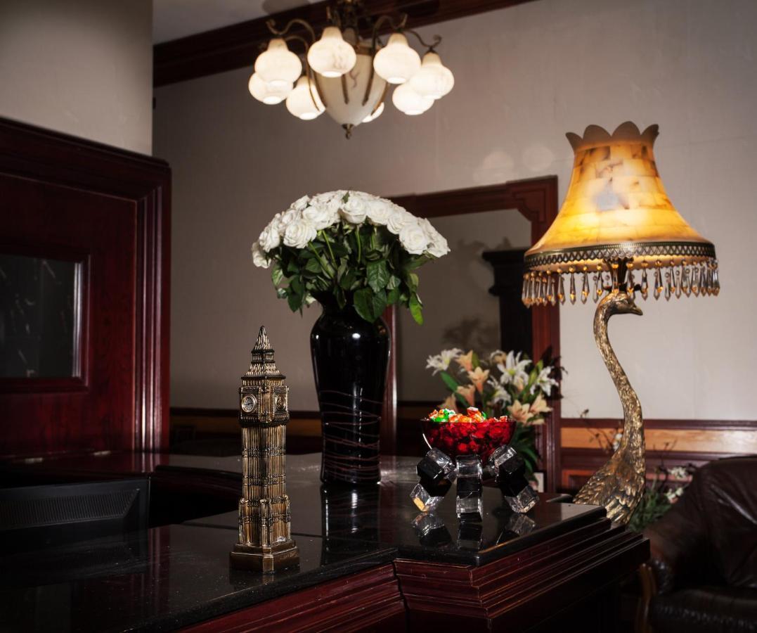 Hotel London