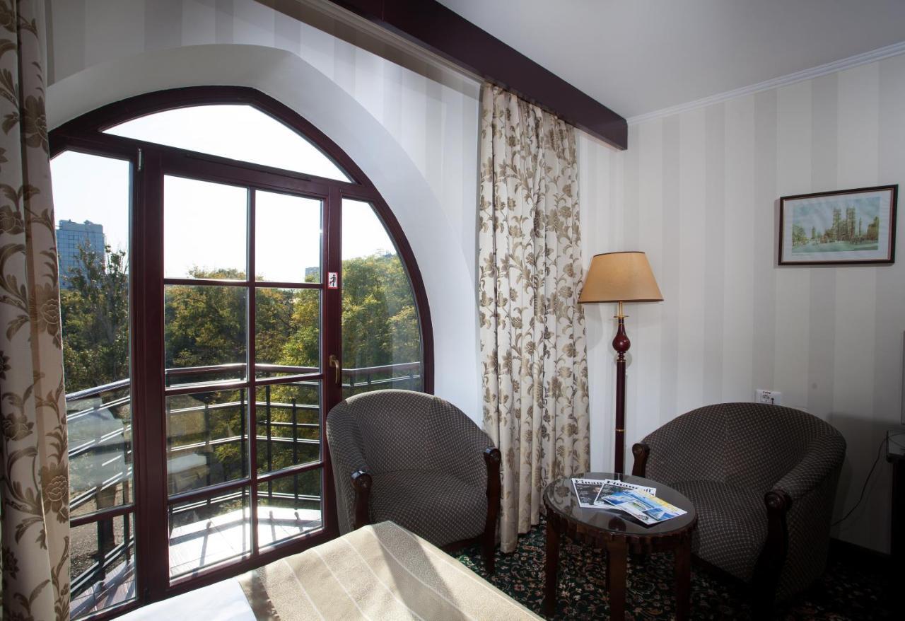 Hotel London