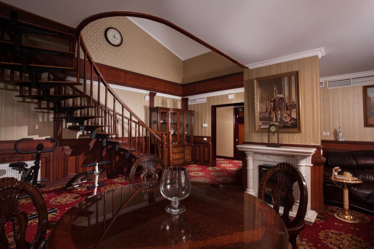 London 4* Odesa